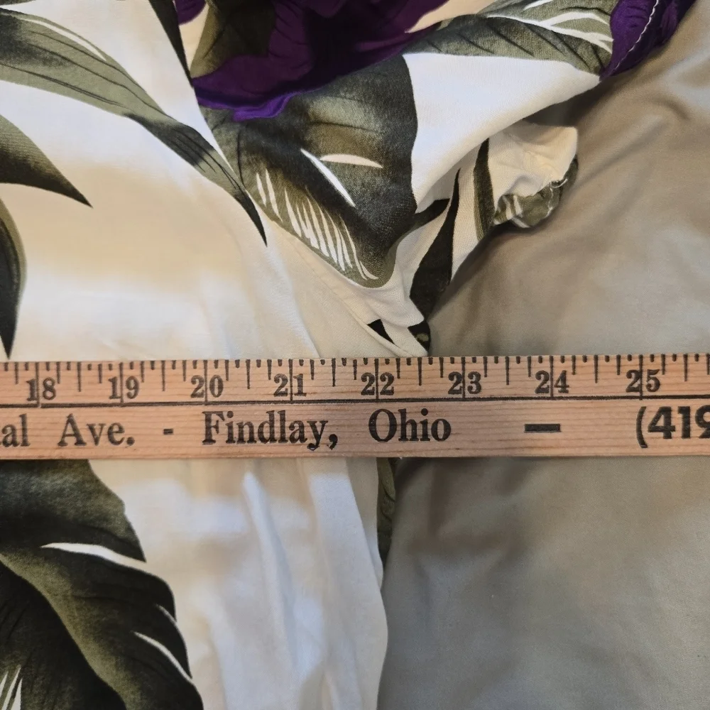 Favant Hawaii Purple Floral Cream Hawaiian Button-Up - Picture 6 of 6